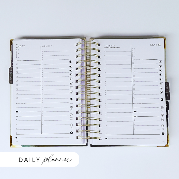 2027 STARTplanner® | Annual Daily Dated | Spiral Bound